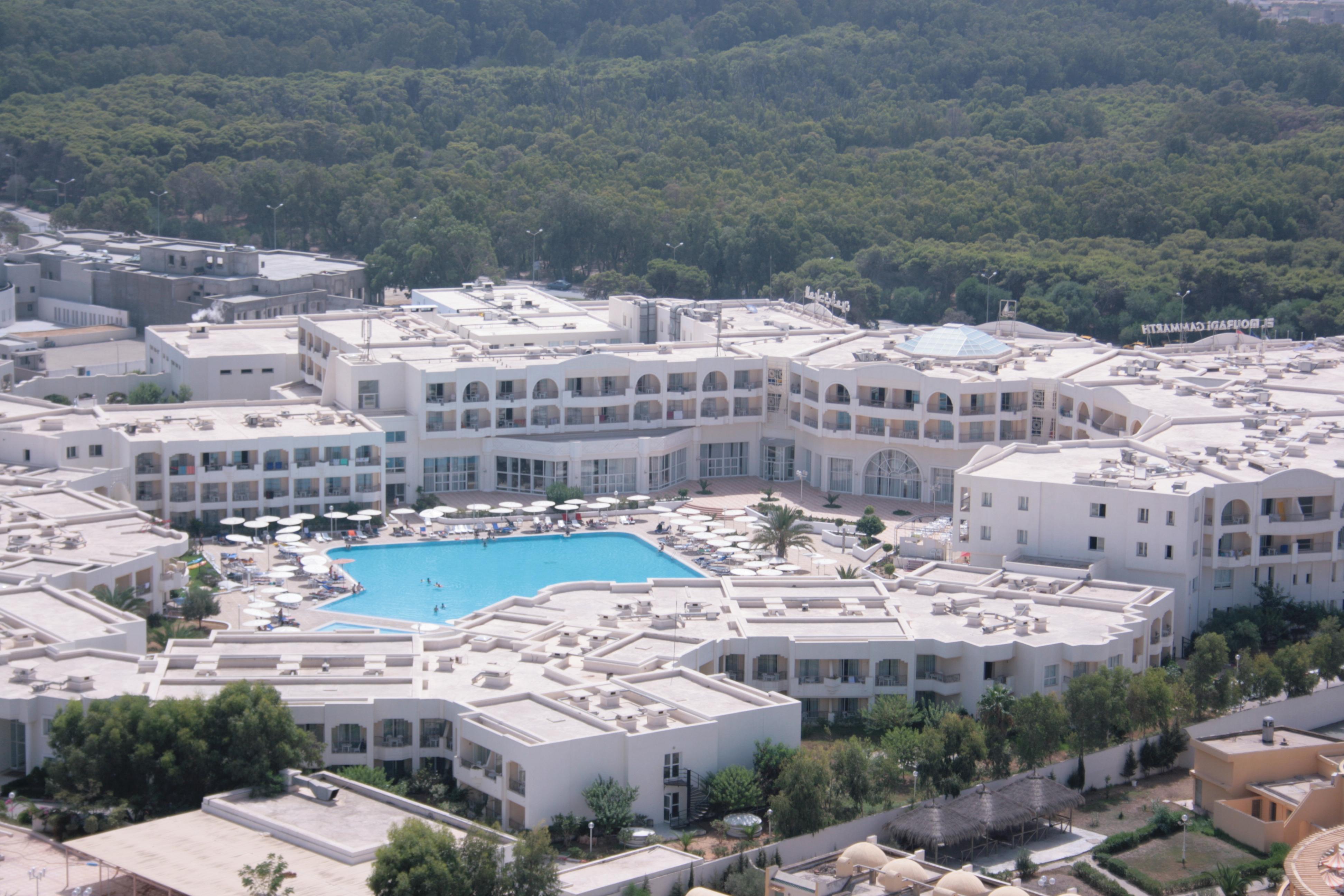 El Mouradi Gammarth Hotel Екстериор снимка A resort in Cala Galdana