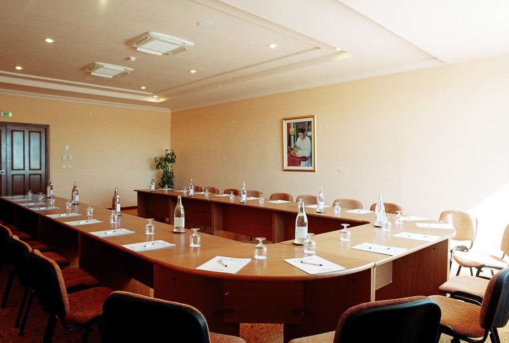 El Mouradi Gammarth Hotel Екстериор снимка A meeting room