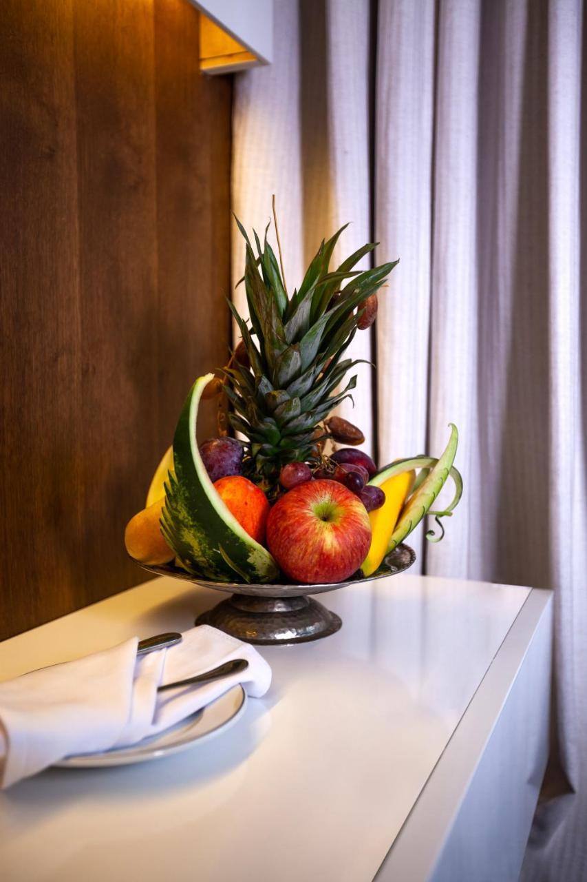 El Mouradi Gammarth Hotel Екстериор снимка Fruit platter